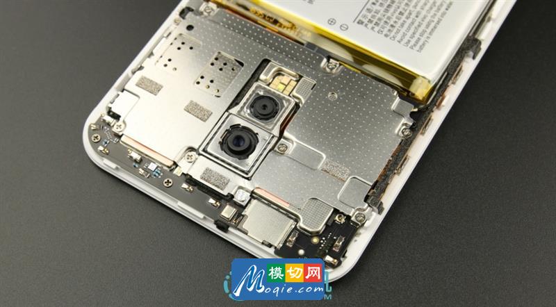 vivo Xplay6详细拆解：这做工没得喷